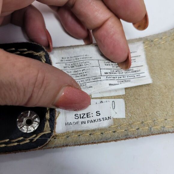 Harbinger 6" Padded Leather Weight Lifting Belt Sz S Strength Training Workout - Picture 6 of 11